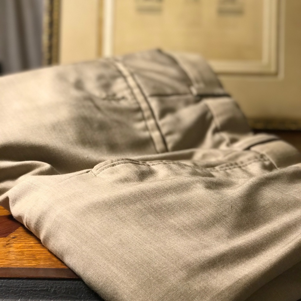 Men's Roundtree & Yorke TravelSmart Khaki Slacks